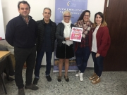 ENTREGA DE PREMIOS CAMPAÑA DE NAVIDAD 2017-2018/ X RUTA DE LA TAPA-SARA RODRÍGUEZ REXOGE DE FERRETERÍA GARCÍA SU SÚPERCHEQUE VALORADO EN 2000€